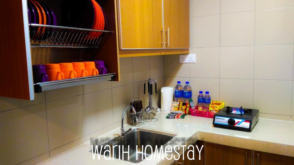 Warih Homestay Seri Kembangan Luaran gambar